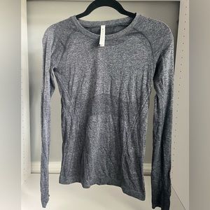 Athleta Momentum Seamless Heather Top